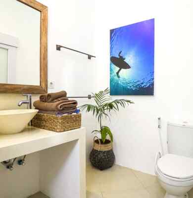 Toilet room krakatoa